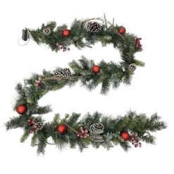 Guirlande Illuminée Holiday Living Pour L/intérieur Avec Baies Et Pommes De Pin, DEL Blanc Chaud, 9 Pi