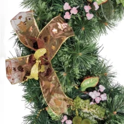 Couronne Décorée Intérieure/extérieure Henryka, 30 Po, Baies Givrées -Décoration De Noël 330747113 AlternateImage2 l